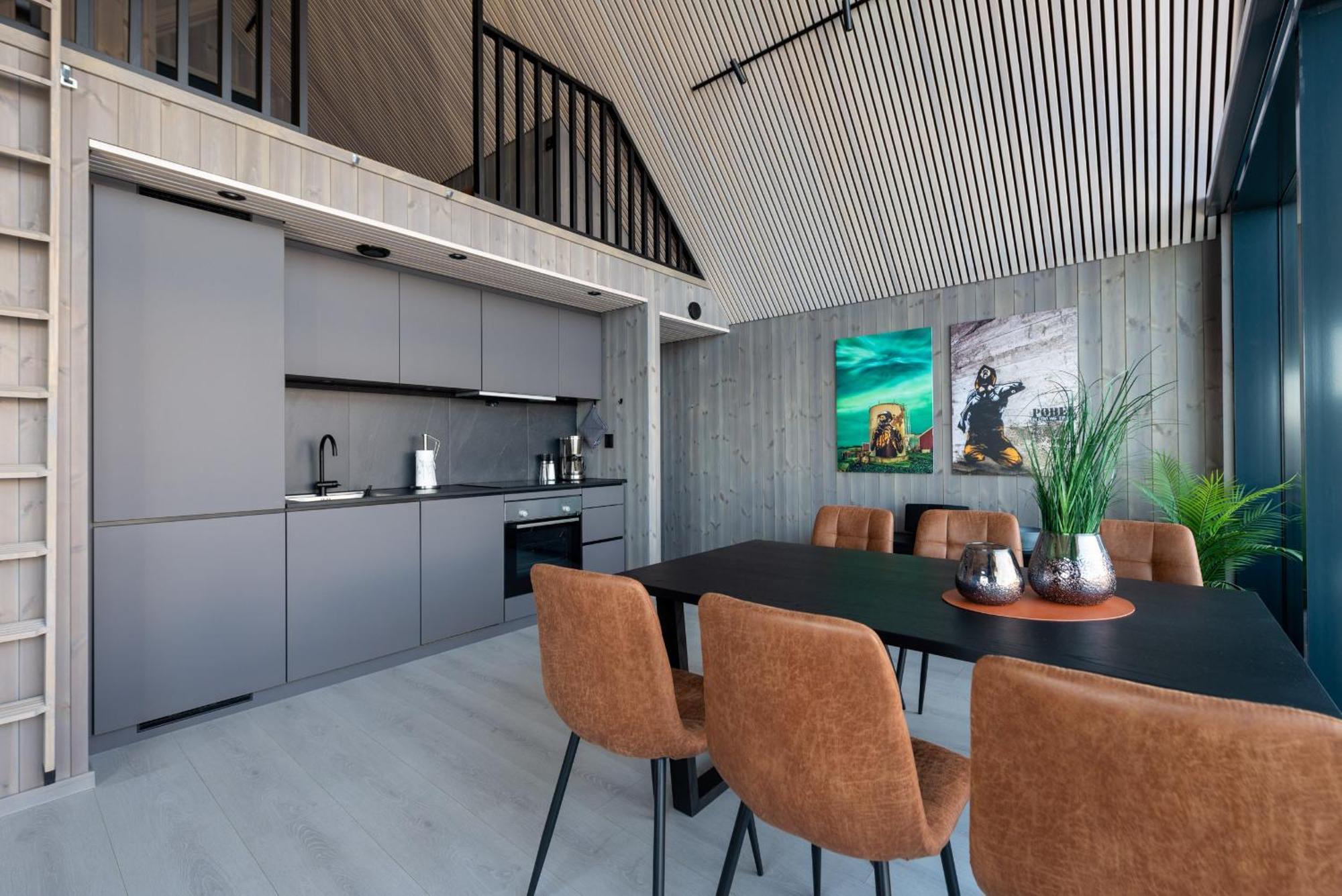 Cornerview Apartment Henningsvaer Luaran gambar