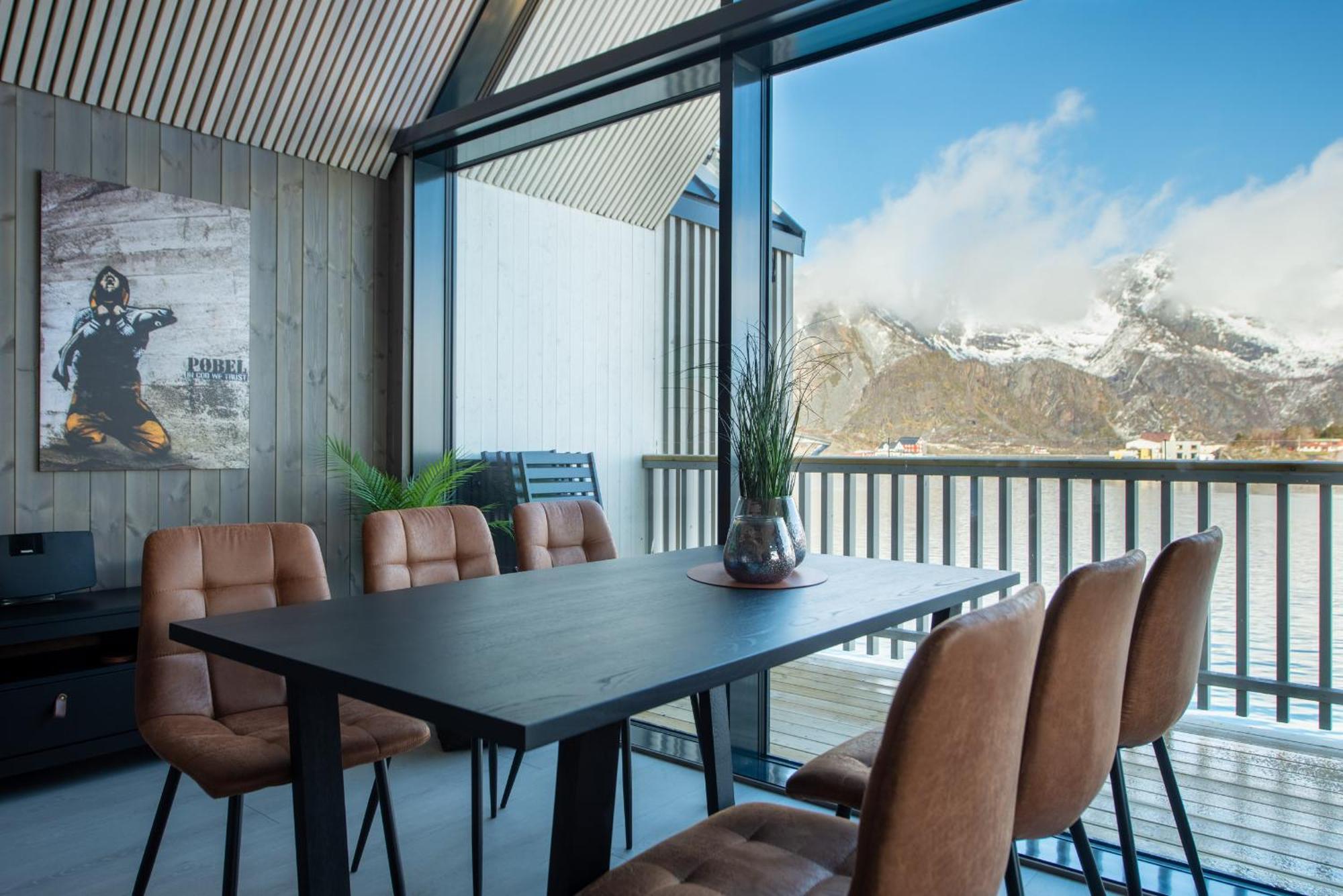 Cornerview Apartment Henningsvaer Luaran gambar