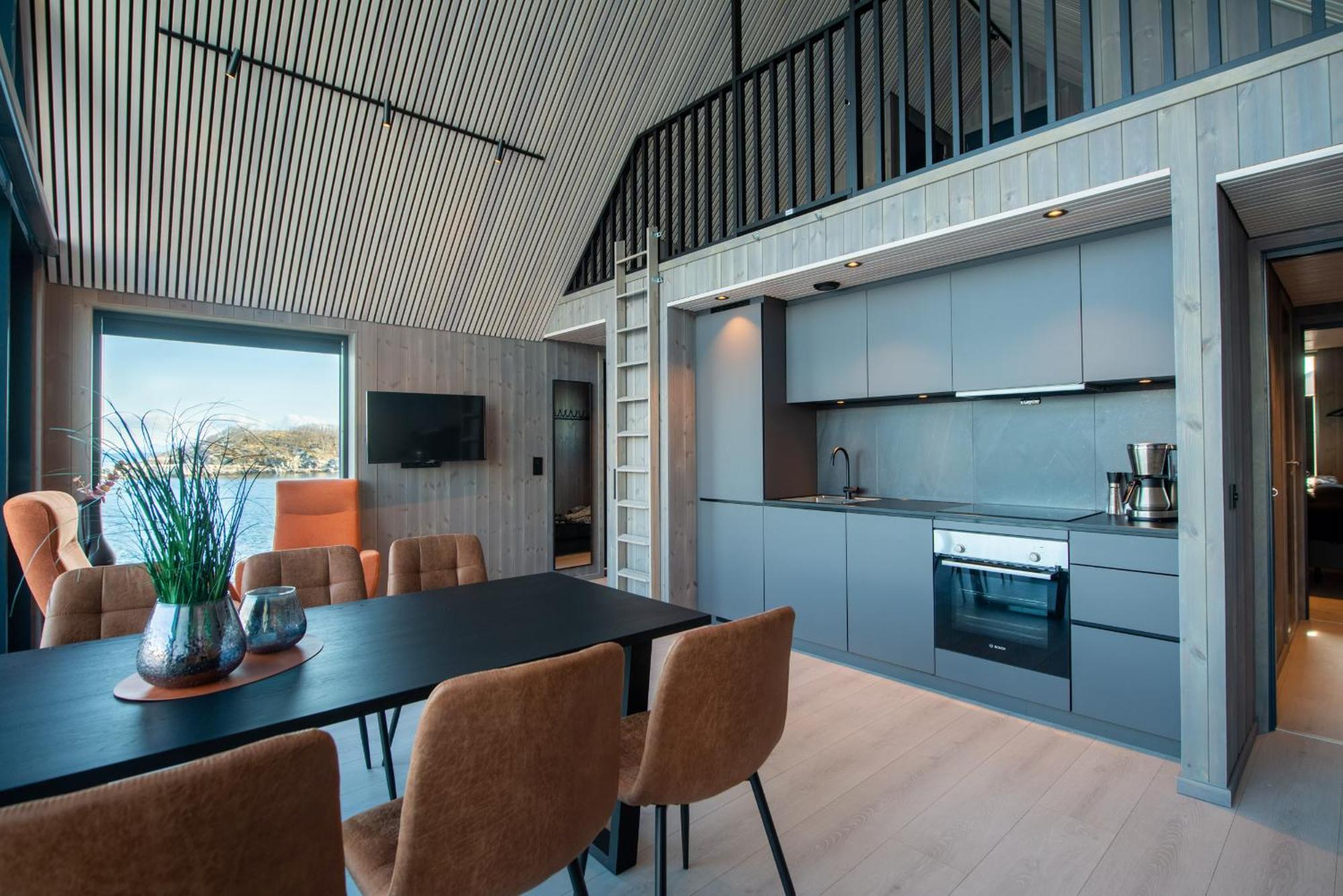 Cornerview Apartment Henningsvaer Luaran gambar